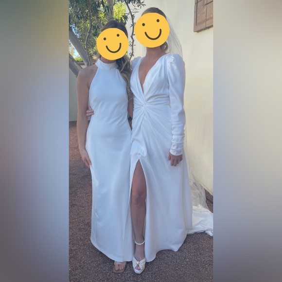 Belle Badgely Mischka - Reese Halter Neck Sleeveless Crepe Side Slit Gown - Picture 3 of 7